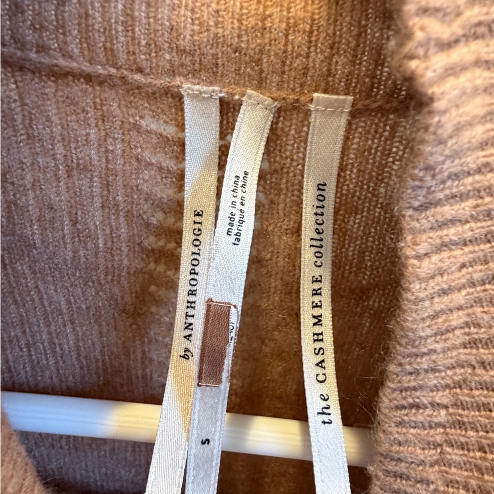 Small Anthropologie cashmere ruffle sweater mock neck cable knit honey tan - Picture 5 of 16
